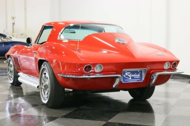 Chevrolet Corvette 1966 image number 10
