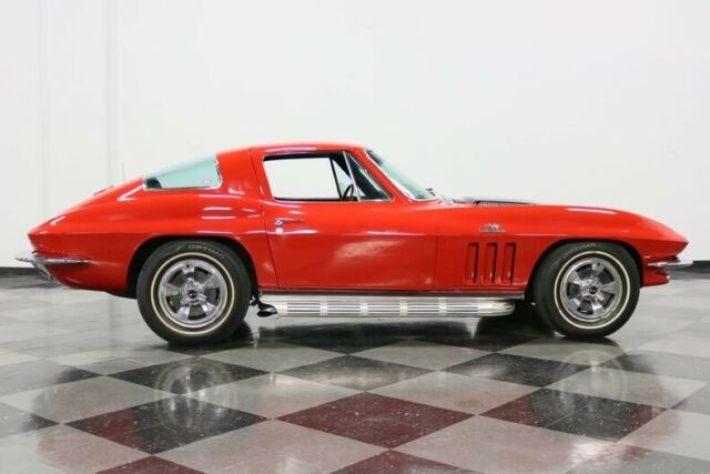 Chevrolet Corvette 1966 image number 15