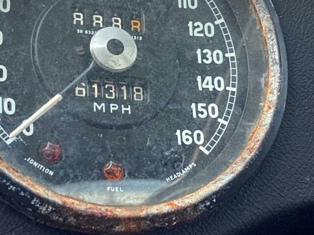 Jaguar E-Type 1965 image number 35