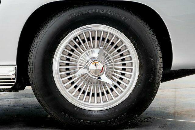 Chevrolet Corvette 1964 image number 33