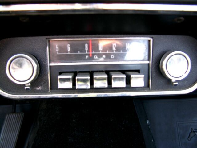 Ford Mustang 1967 image number 17