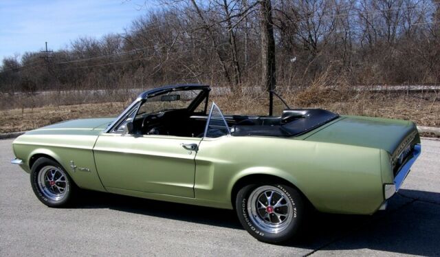 Ford Mustang 1967 image number 26