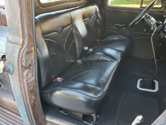 Chevrolet S-10 1951 image number 37