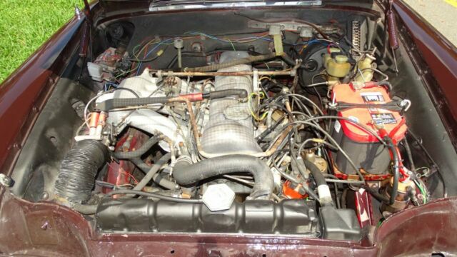 Mercedes-Benz 200-Series 1969 image number 45