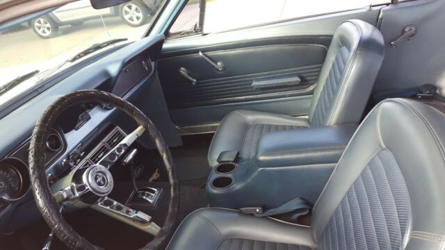 Ford Mustang 1966 image number 10