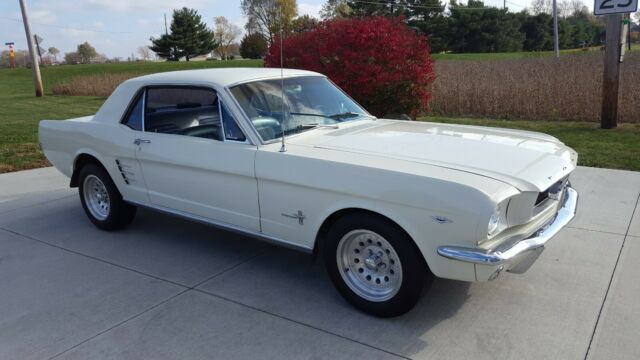 Ford Mustang 1966 image number 2