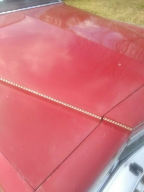 Cadillac DeVille 1977 image number 15