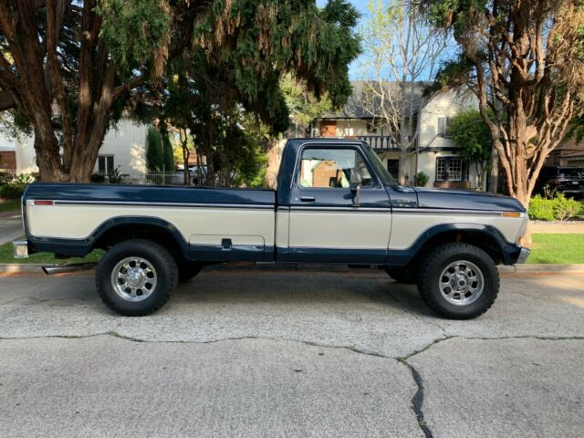 Ford F-250 1979 image number 29