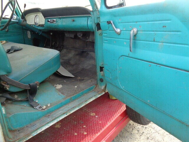 Ford F-100 1962 image number 12