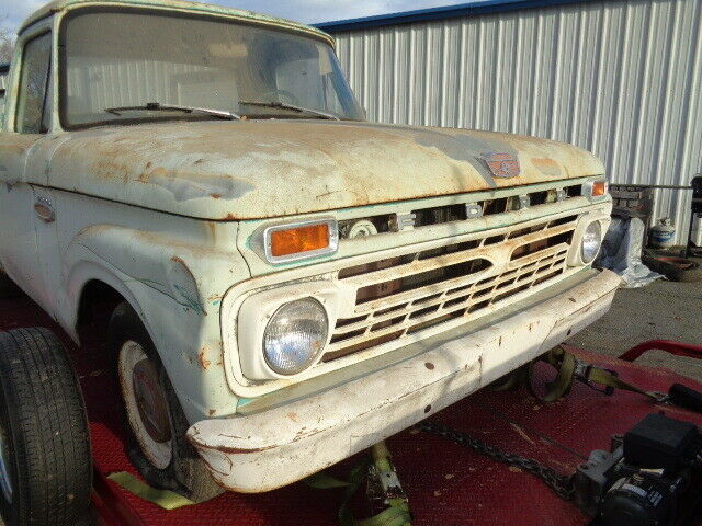Ford F-100 1962 image number 25
