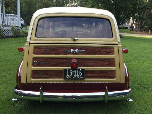 Chevrolet Woody 1950 image number 1