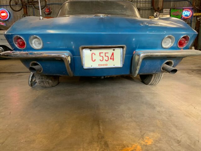 Chevrolet Corvette 1965 image number 2