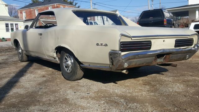 Pontiac GTO 1966 image number 4