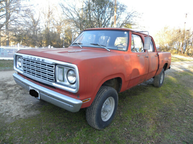Dodge Power Wagon 1978 image number 2