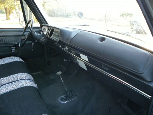 Dodge Power Wagon 1978 image number 23