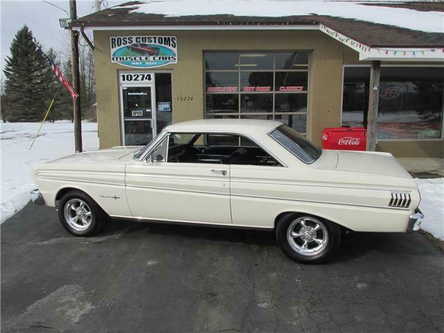 Ford Falcon 1964 image number 20