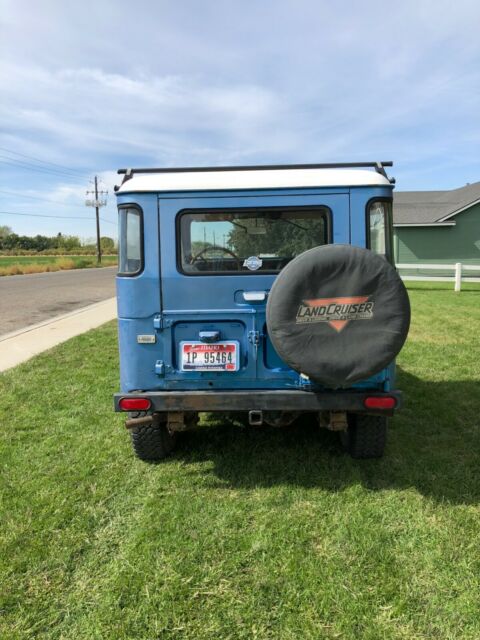 Toyota Land Cruiser 1970 image number 17