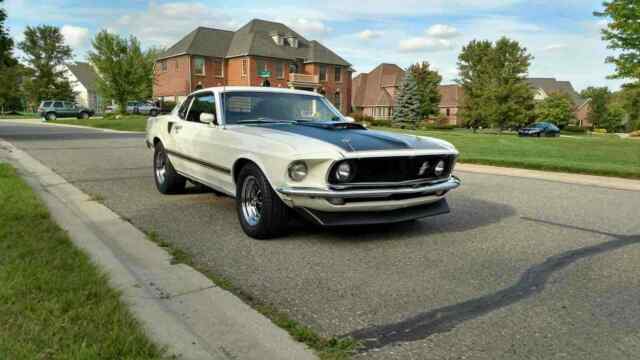 Ford Mustang Mach 1 1969 image number 18