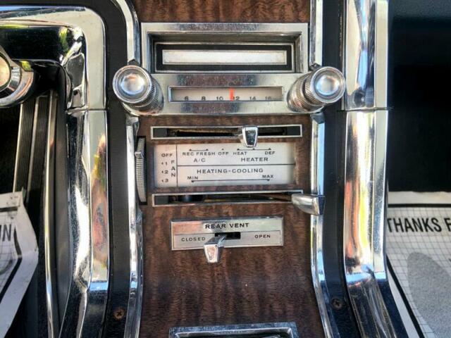 Ford Thunderbird 1966 image number 37