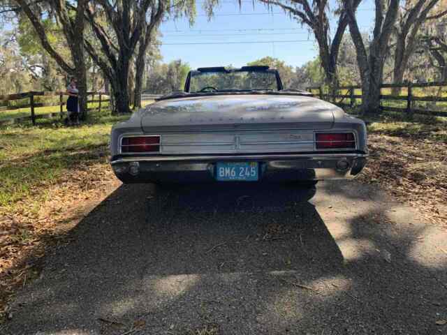 Oldsmobile F-85 Cutlass 1965 image number 27