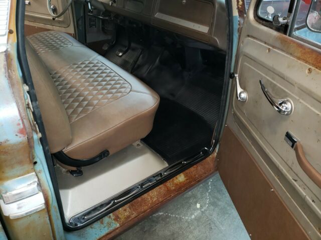 Chevrolet C-10 1966 image number 11