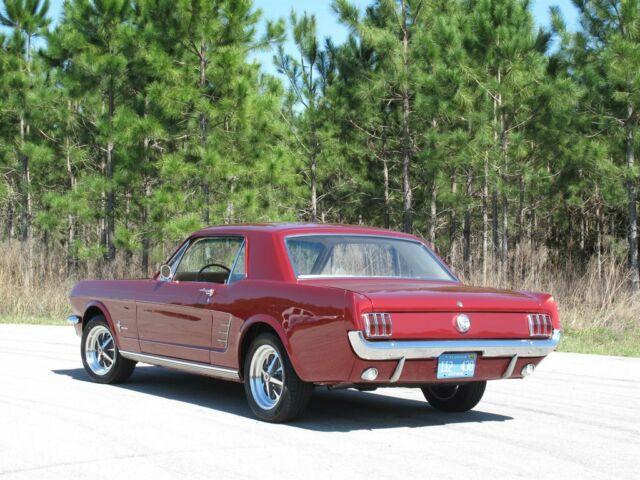 Ford Mustang 1966 image number 29