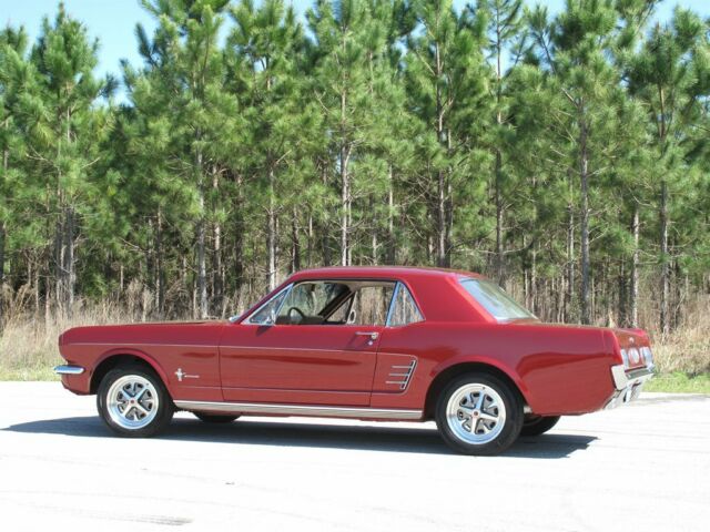 Ford Mustang 1966 image number 4