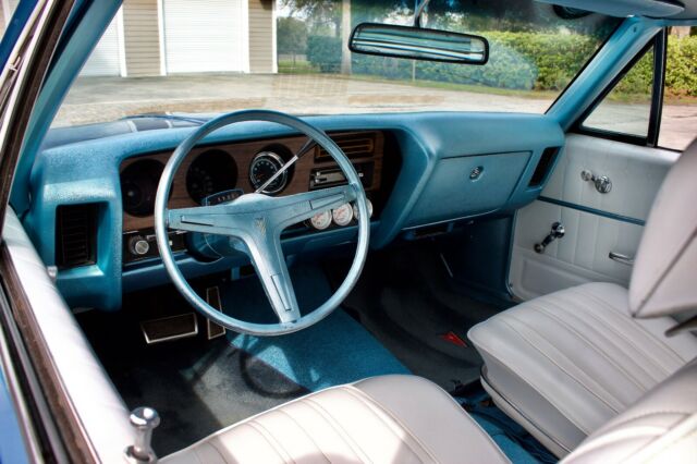 Pontiac Le Mans 1970 image number 15
