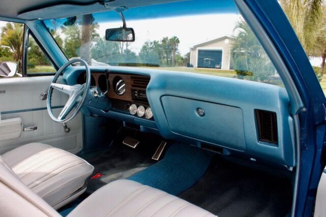 Pontiac Le Mans 1970 image number 16