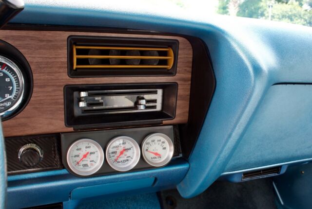 Pontiac Le Mans 1970 image number 42
