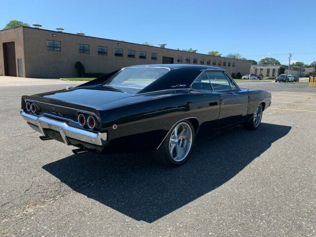 Dodge Charger 1968 image number 6