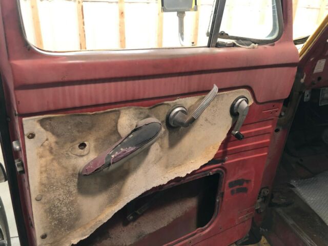 Ford F-350 1953 image number 16
