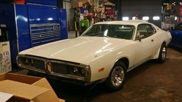 Dodge Charger 1973 image number 0