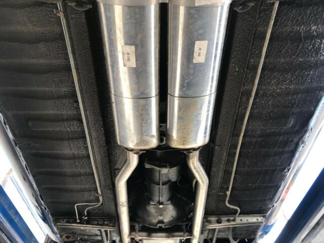 Jaguar E-Type 1974 image number 21