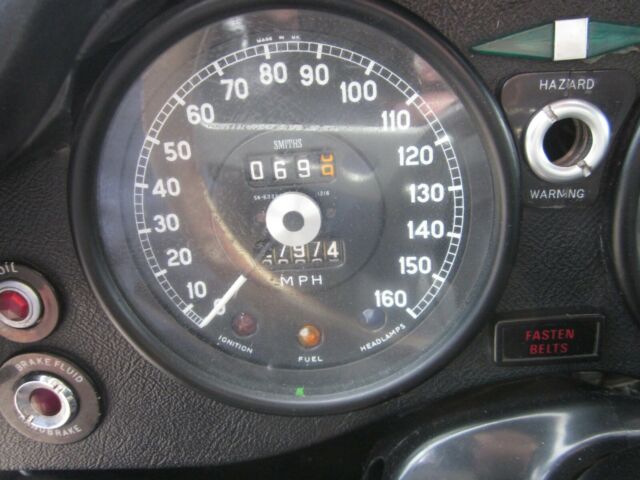 Jaguar E-Type 1974 image number 37
