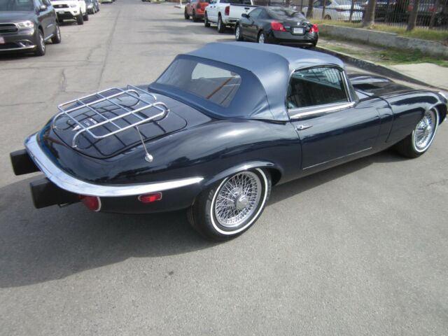 Jaguar E-Type 1974 image number 5