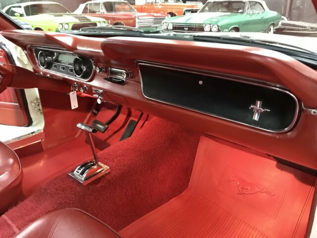 Ford Mustang 1965 image number 16