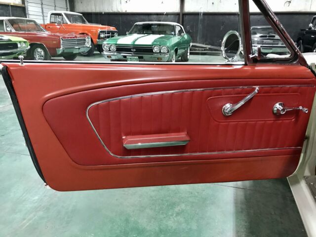 Ford Mustang 1965 image number 35