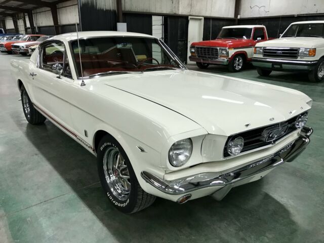 Ford Mustang 1965 image number 6