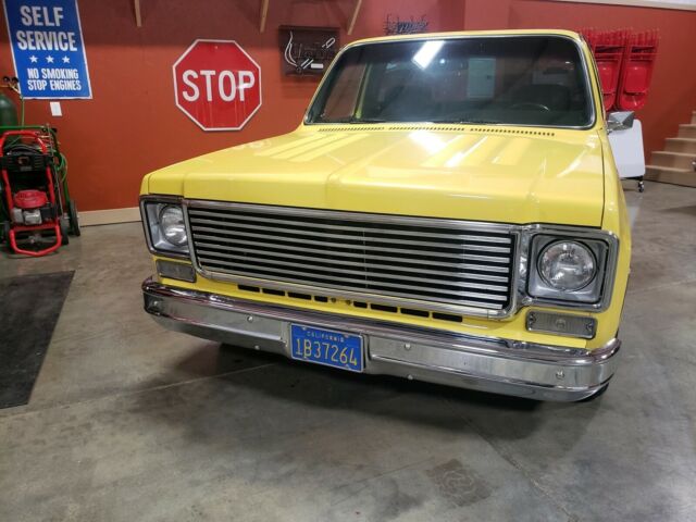 Chevrolet C-10 1976 image number 0