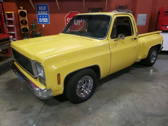 Chevrolet C-10 1976 image number 2