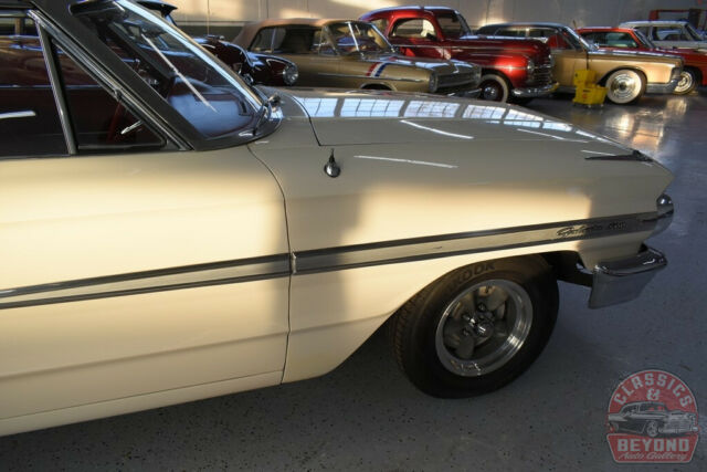 Ford Galaxie 1964 image number 15
