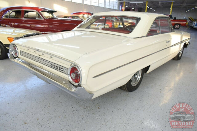 Ford Galaxie 1964 image number 35