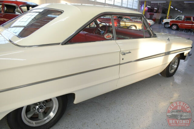 Ford Galaxie 1964 image number 37