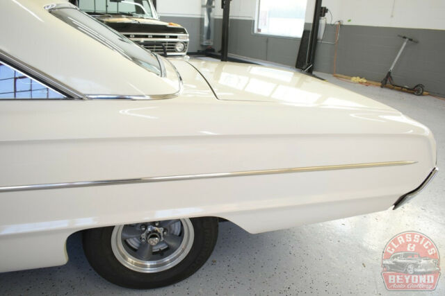 Ford Galaxie 1964 image number 7