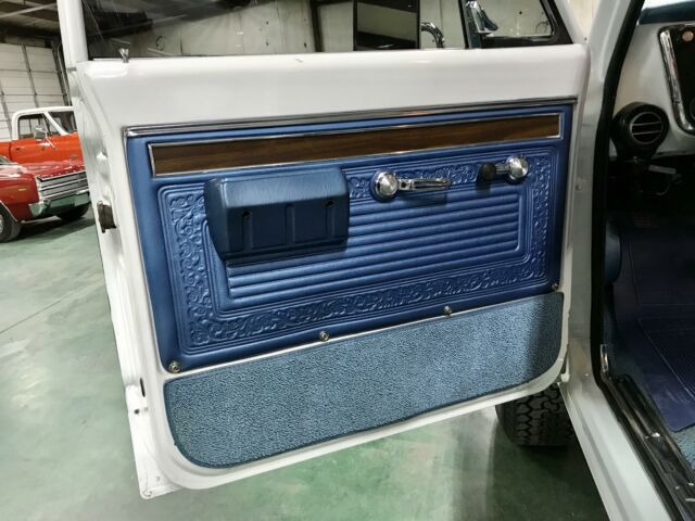 Chevrolet K20 1971 image number 34