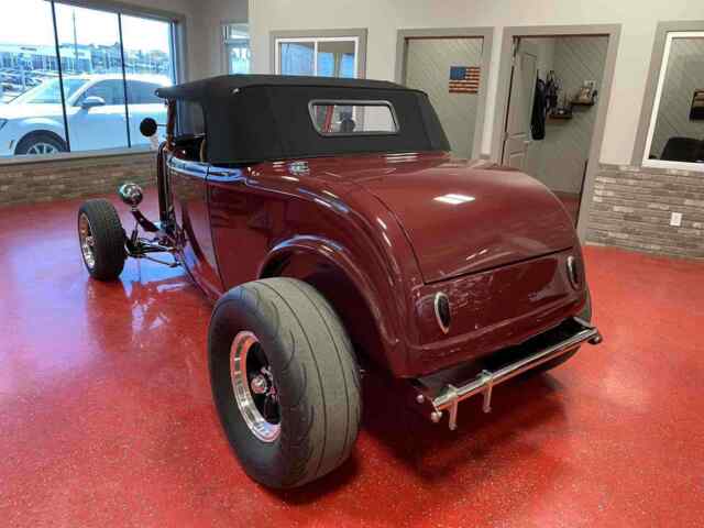 Ford Roadster 1932 image number 11