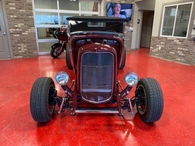 Ford Roadster 1932 image number 1
