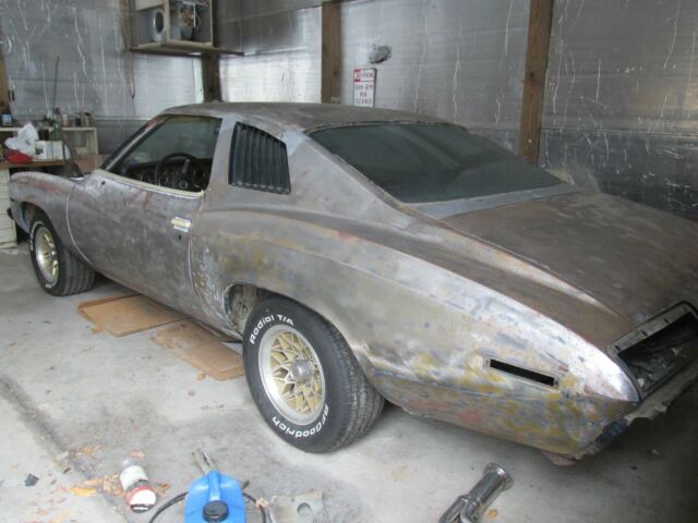 Pontiac Grand Am 1973 image number 28