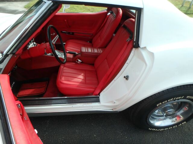 Chevrolet Corvette 1972 image number 43